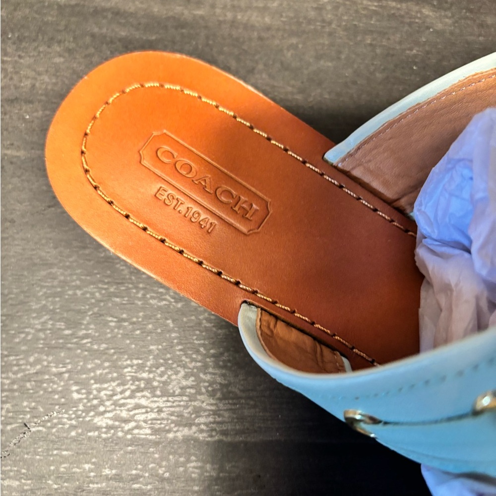COACH BRAND NEW Mint Green Leather Sandals *******AUTHENTIC ******** - Picture 4 of 12